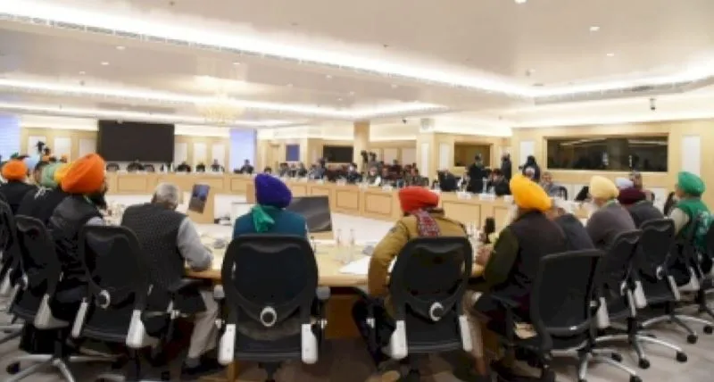 क्या आज होगा कृषि कानूनों पर गतिरोध खत्म?, केंद्र और किसानों के बीच नौवें दौर की वार्ता जारी