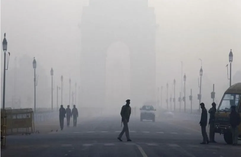 दिल्ली में नए साल पर ठंड का टॉर्चर, 1.1 डिग्री पहुंचा पारा, 15 साल में सबसे कम तापमान