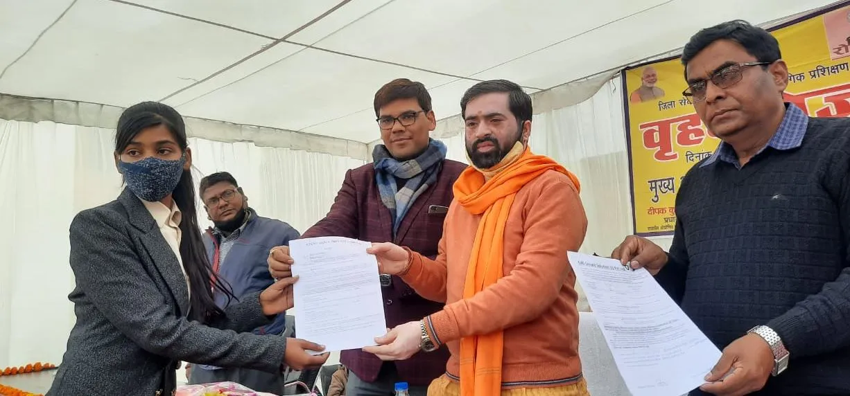 त्रिलोकपुर: रोजगार मेले ने लगाए नौजवानों की उम्मीदों को पंख, 1135 छात्रों को मिली नौकरी