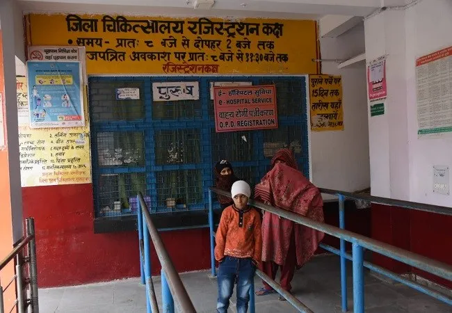 मुरादाबाद: निगम में तालाबंदी, शहर में नहीं उठा कूड़ा, स्वास्थ्य सेवाएं प्रभावित