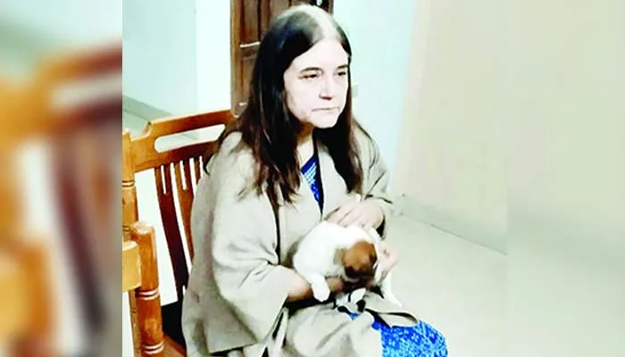 सुलतानपुर: मेनका गांधी ने दृष्टिहीन बेजुबान को अपनाया 