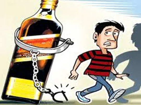 हल्द्वानी: नकली शराब बनाते थे,पकड़े गए