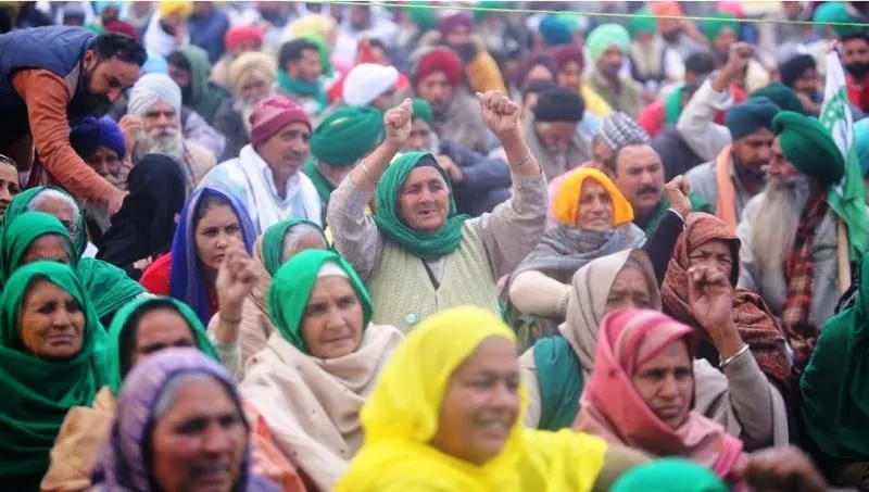 किसान आंदोलन की कमान आज महिलाओं के हाथ, तोमर बोले- मददगार साबित होंगे कृषि कानून