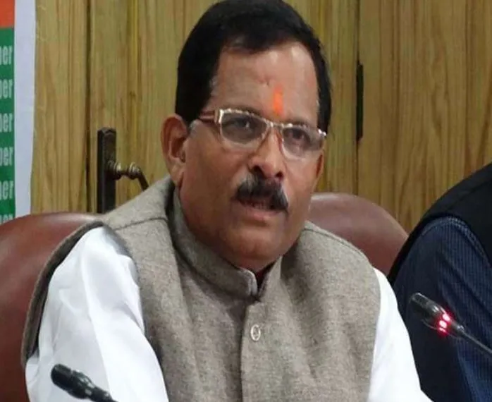 केंद्रीय मंत्री श्रीपद नाइक सड़क दुर्घटना में घायल, पत्नी की मृत्यु