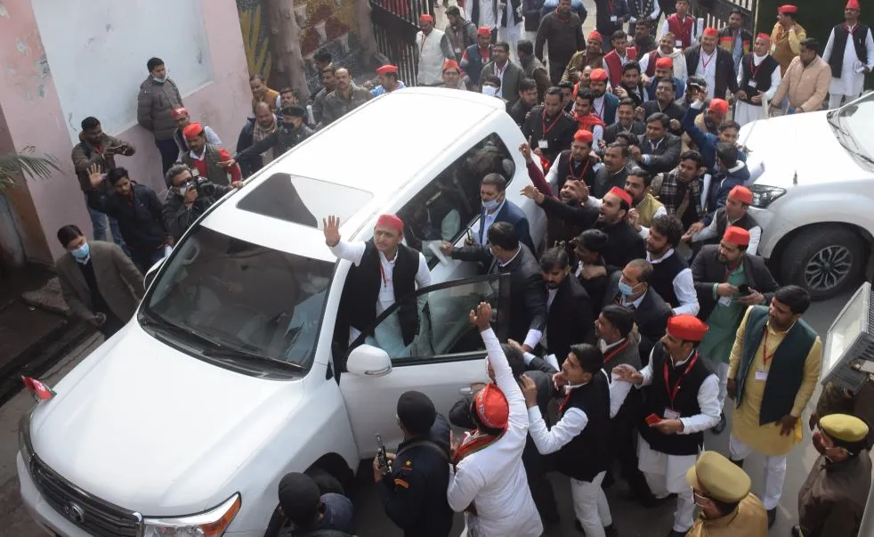 बरेली: लोकतंत्र बचाने के बहाने जीत का मंत्र दे गए अखिलेश