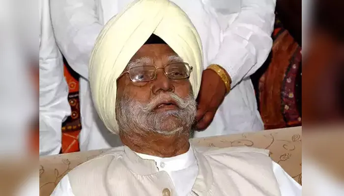 कांग्रेस के वरिष्ठ नेता बूटा सिंह का निधन, कोविंद, मोदी ने जताया शोक