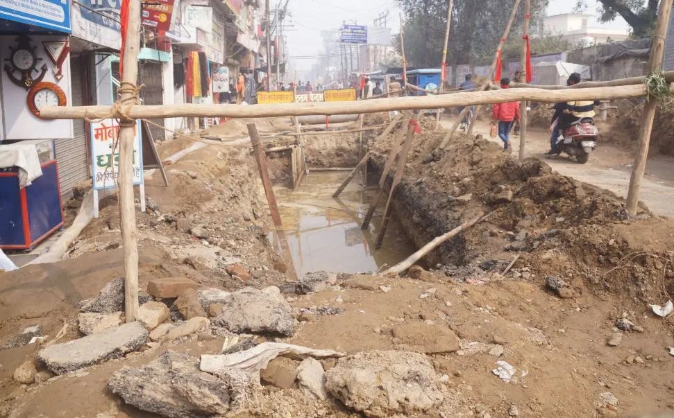 बरेली: राहत के लिए आफत की खुदाई, जाम-पानी की मुसीबत