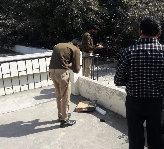 बरेली: कामर्शियल कोर्ट के मंडलीय कार्यालय, भूलेख व आबकारी मालखाने के ताले टूटे
