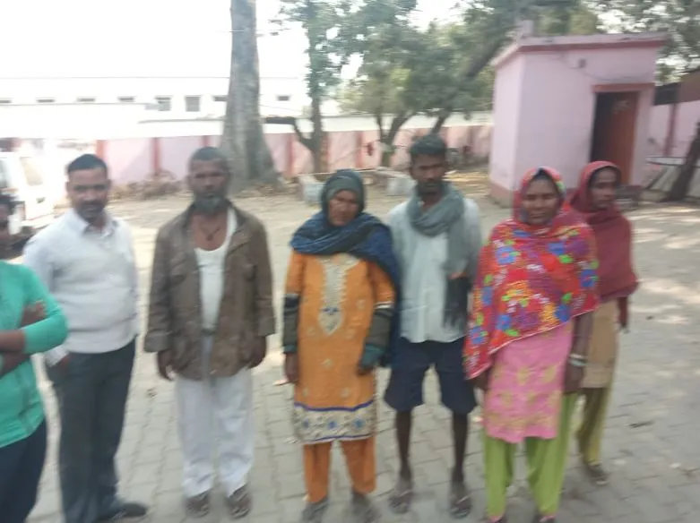 बाराबंकी: मजदूरी करने गए युवक का शव रेलवे ट्रैक पर मिला, परिजनों ने लगाया हत्या का आरोप