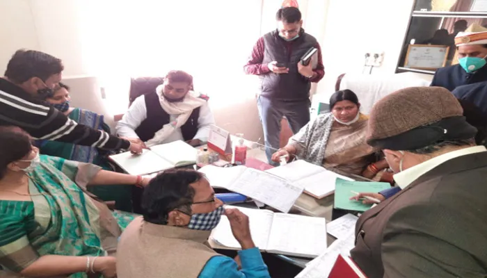 विधानसभा समिति की उप समिति का बरेली दौरा, बाबू और अधिकारी को सस्पेंड करने के निर्देश