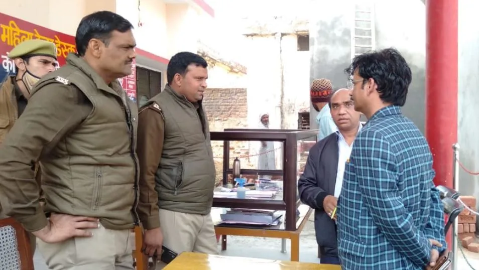बरेली: अल्ट्रासाउंड केंद्र पर कार्रवाई को लेकर भिड़े एसीएमओ और सीएचसी अधीक्षक