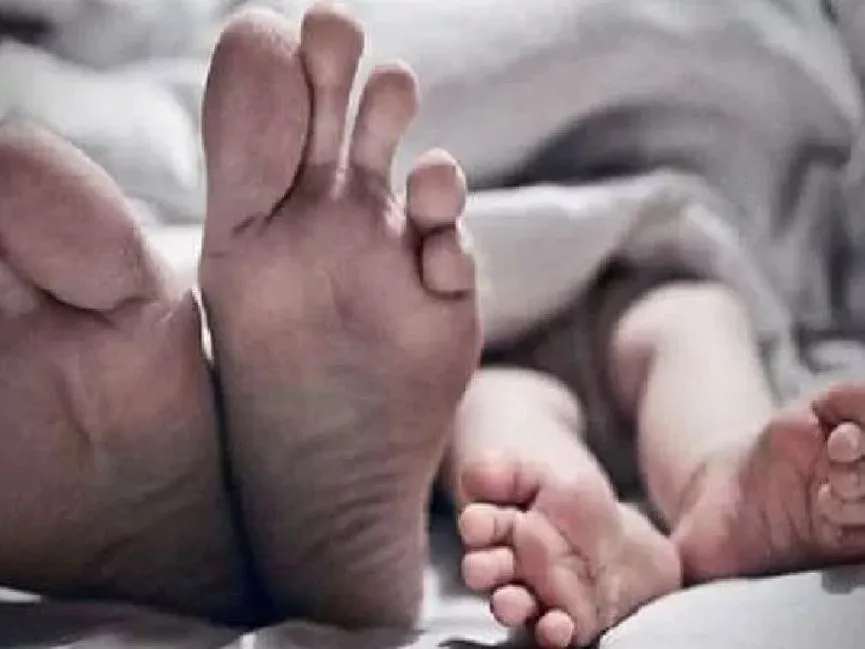 बाराबंकी: प्रसव के बाद प्रसूता और बच्चे की मौत, परिजनों ने किया हंगामा