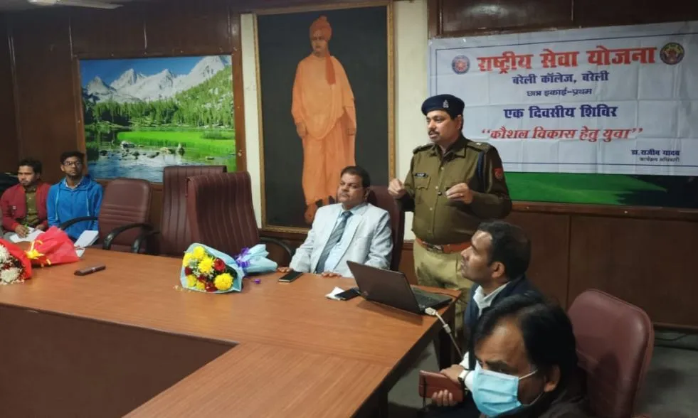 बरेली: सड़क हादसे में रोजाना एक की मौत दुर्भाग्यपूर्ण