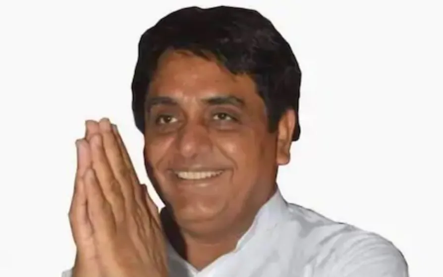 कांग्रेस खुद कमजोर हो रही है और ‘हमें भी मार रही’ है: बसपा सांसद