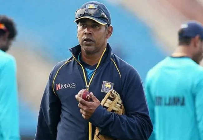 श्रीलंका: तेज गेंदबाजी कोच के पद से चमिंडा वास ने दिया इस्तीफा, तीन दिन पहले ही हुई थी नियुक्ति