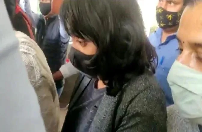 टूलकिट केस: दिशा रवि को मिली जमानत, एक लाख का भरना होगा मुचलका