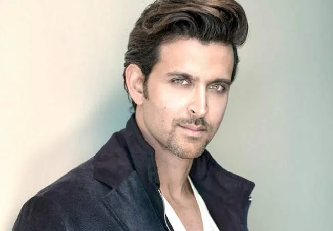 फर्जी ईमेल मामला: बयान दर्ज कराने पुलिस के सामने पेश हुए ऋतिक रोशन