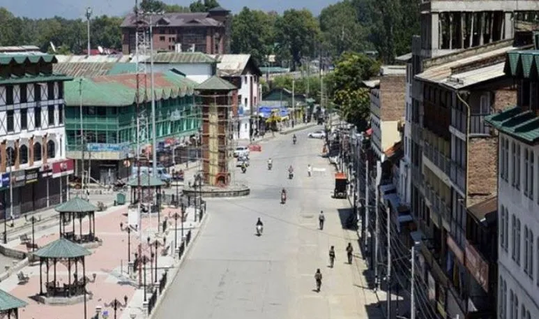 मकबूल भट की बरसी पर कश्मीर में हड़ताल, जनजीवन प्रभावित