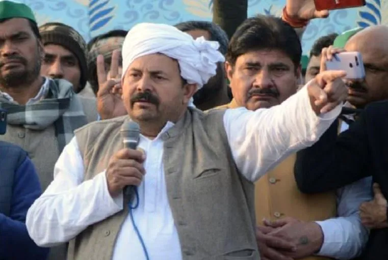 संभल में बोले भाकियू अध्यक्ष नरेश टिकैत, किसानों के सम्‍मान के साथ खिलवाड़ करना बंद करे सरकार