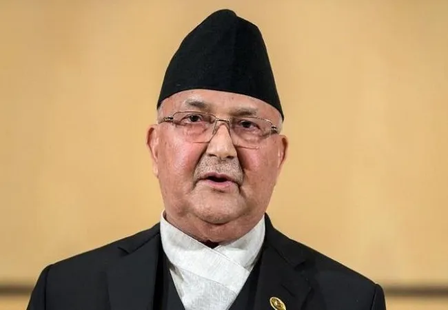 केपी शर्मा ओली ने प्रचंड को दी चुनौत कहा- हटा सकते हैं तो मुझे प्रधानमंत्री पद से हटा दें