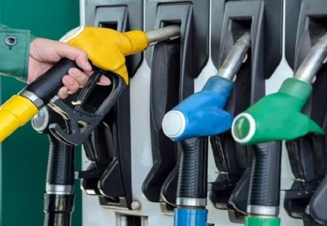 पेट्रोल-डीजल के दाम पांचवें दिन फिर बढ़े, रिकॉर्ड स्तर पर पहुंची कीमत