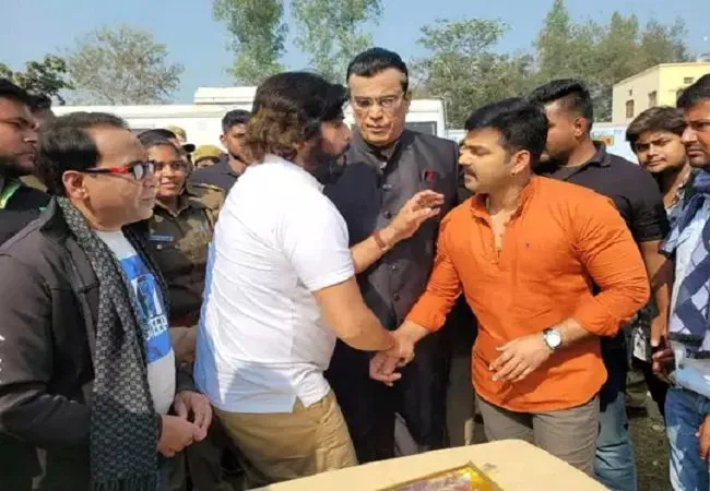 इतने करोड़ में बिका फिल्म ‘मेरा भारत महान’ का सेटेलाइट राइट, सेट पर यूं मनाया जश्न