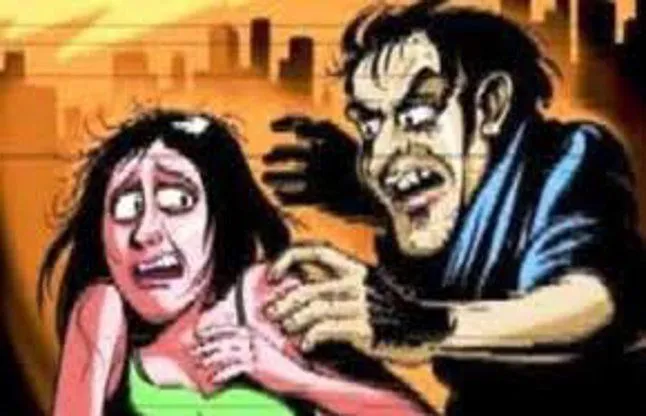 हल्द्वानी: कमरे में घुस कर महिला से अभद्रता