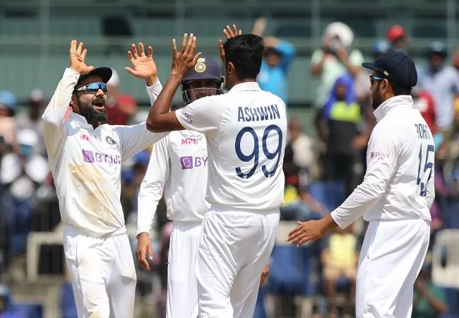 India vs England 2nd Test Day 2: इंग्लैंड की पहली पारी 134 रनों पर सिमटी, भारत को 195 रनों की बढ़त
