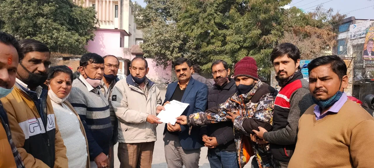 हल्द्वानी: व्यापारियों ने किया पत्रकार की गिरफ्तारी का विरोध
