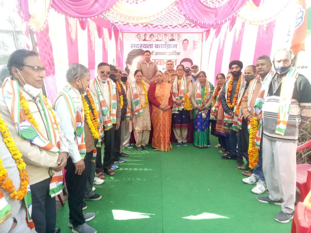 हल्द्वानी: कांग्रेस से जुड़े और कई ‘हाथ’