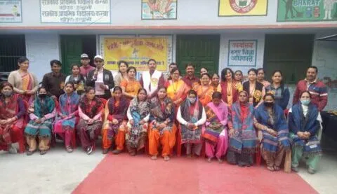 हल्द्वानी: पर्वतीय संस्कृति कला मंच ने भोजन माताओं को किया सम्मानित