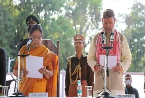 देहरादून: तीरथ सिंह रावत बने उत्तराखंड के नए मुख्यमंत्री, राज्यपाल ने दिलाई शपथ