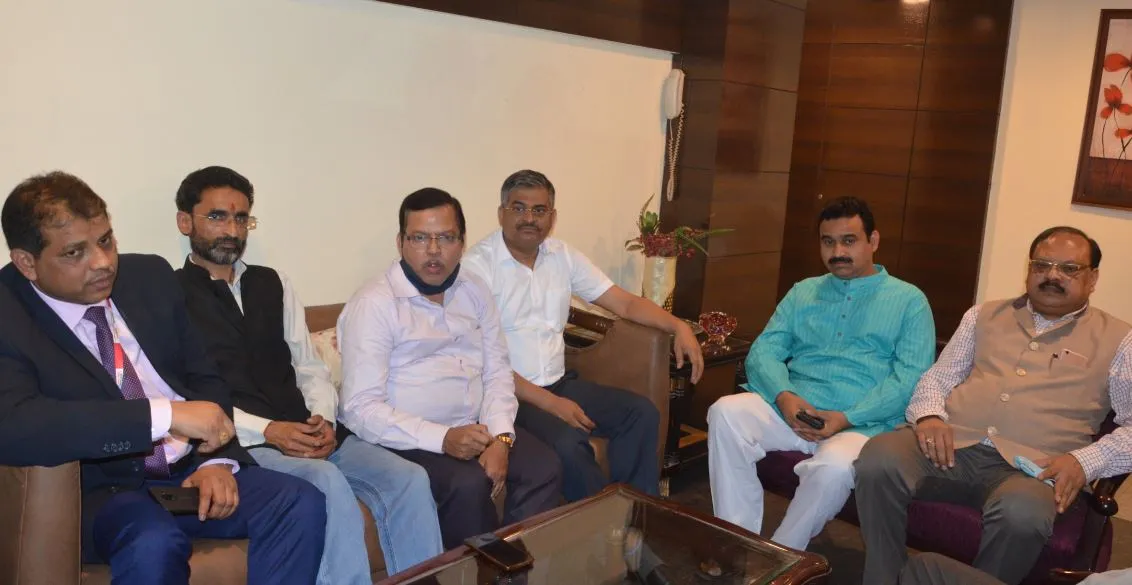 बरेली: निजीकरण और बैंक कर्मचारियों का उत्पीड़न बर्दाश्त नहीं- गिरिधर