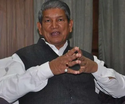 देहरादून: परिवार के चार सदस्यों समेत पूर्व सीएम हरीश रावत कोरोना पॉजीटिव