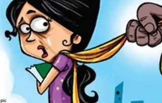 हल्द्वानी: अश्लील इशारे करता था ऑटो वाला,धरा गया