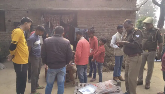 महाराजगंज: फंदे से लटकता मिला छात्रा का शव
