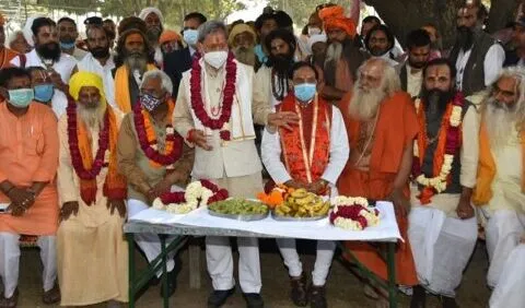 हरिद्वार: मुख्यमंत्री के रवैये से साधु-संत उत्साहित