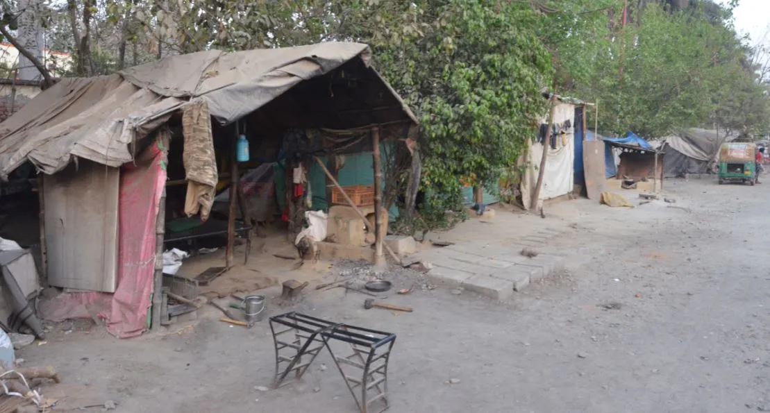 बरेली: योजनाएं तमाम फिर भी छप्पर से निजात नहीं!