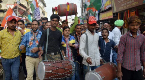 हल्द्वानी: ढोल बजाकर किया युवा कांग्रेस कार्यकर्ताओं ने महंगाई का विरोध