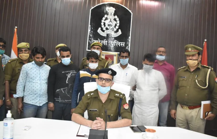 बरेली: सपा नेता ने गायब किया था 21 लाख का रिफाइंड