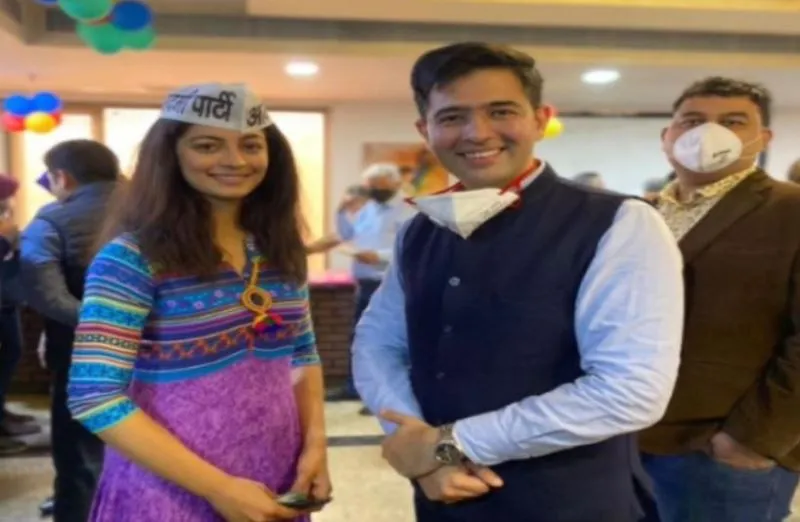 मिस इंडिया मानसी सहगल आम आदमी पार्टी में शामिल, राघव चड्ढा की मौजूदगी में ली सदस्यता