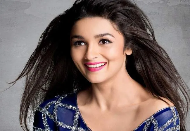 ओटीटी पर डेब्यू करेंगी आलिया भट्ट, भंसाली ने एक्ट्रेस को दिया दूसरा बड़ा प्रोजेक्ट