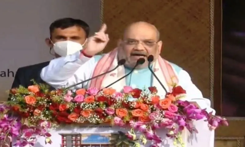 असम में कांग्रेस पर बरसे शाह, कहा- ‘उनके शासन में होता था चारों ओर आतंकवाद का नंगा नाच’