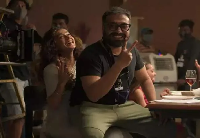 आयकर विभाग की छापेमारी के बाद अनुराग कश्यप-तापसी पन्नू ने शुरू की शूटिंग, कही ये बात