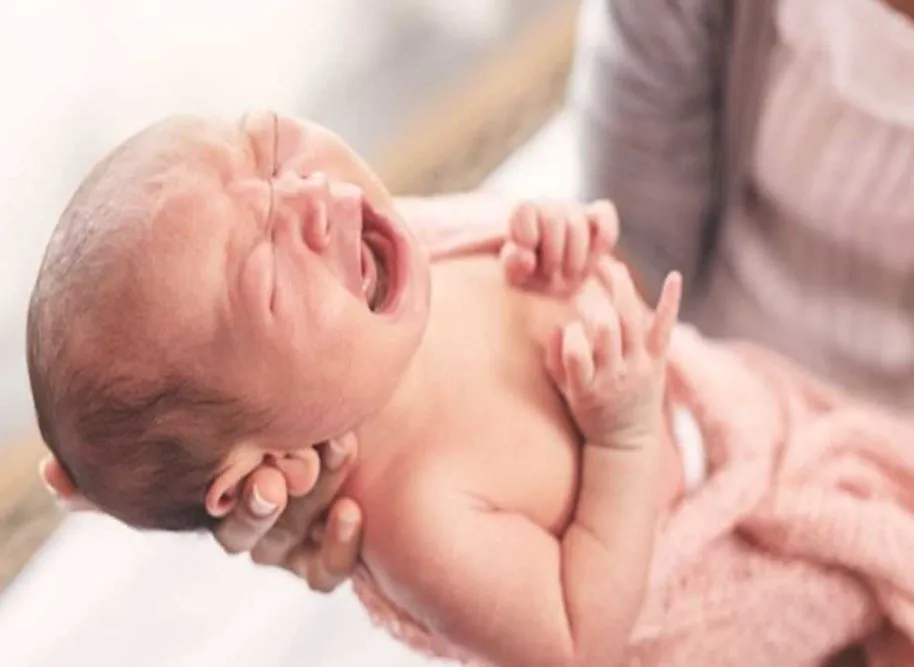 पहली बार हुआ है ऐसी बच्ची का जन्म, शरीर में मौजूद है ये खास चीज, डॉक्टर भी हैरान…