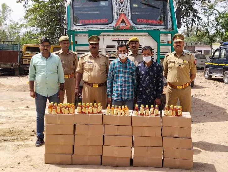 बाराबंकी: हरियाणा से बिहार ले जा रहे थे अवैध शराब, पुलिस के हत्थे चढ़े दो शराब तस्कर