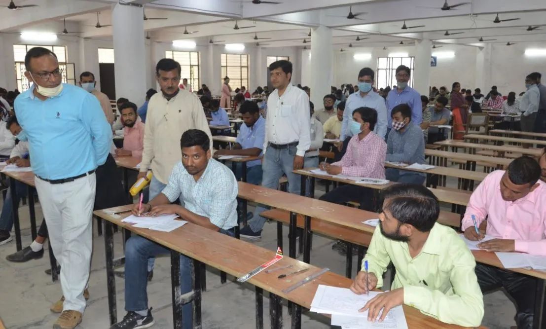 बरेली: तीन कॉलेजों में पहुंचा रुविवि का सचल दल, नहीं मिले नकलची