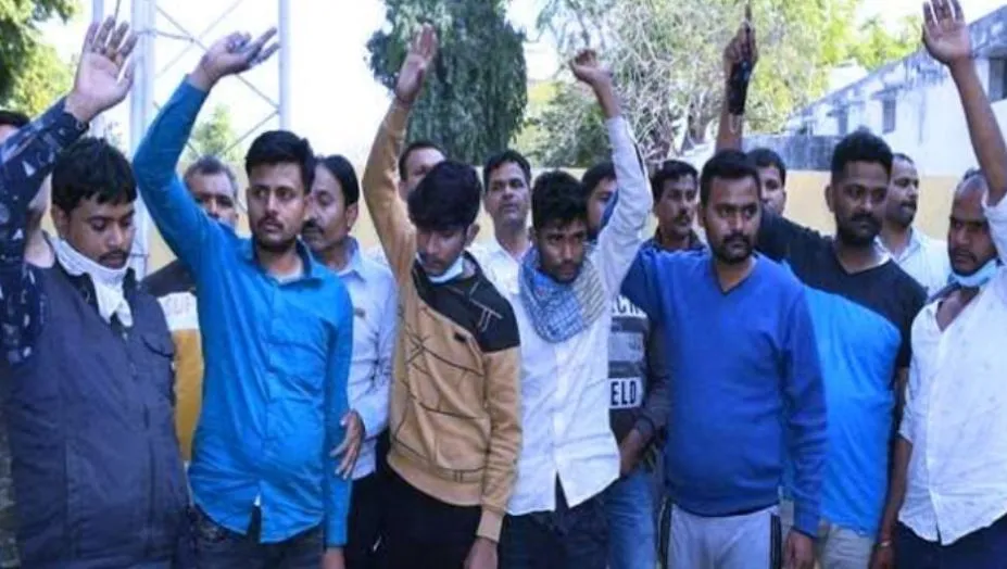 कानपुर: विकास दुबे के सात मददगार गिरफ्तार, असलहों का जखीरा बरामद