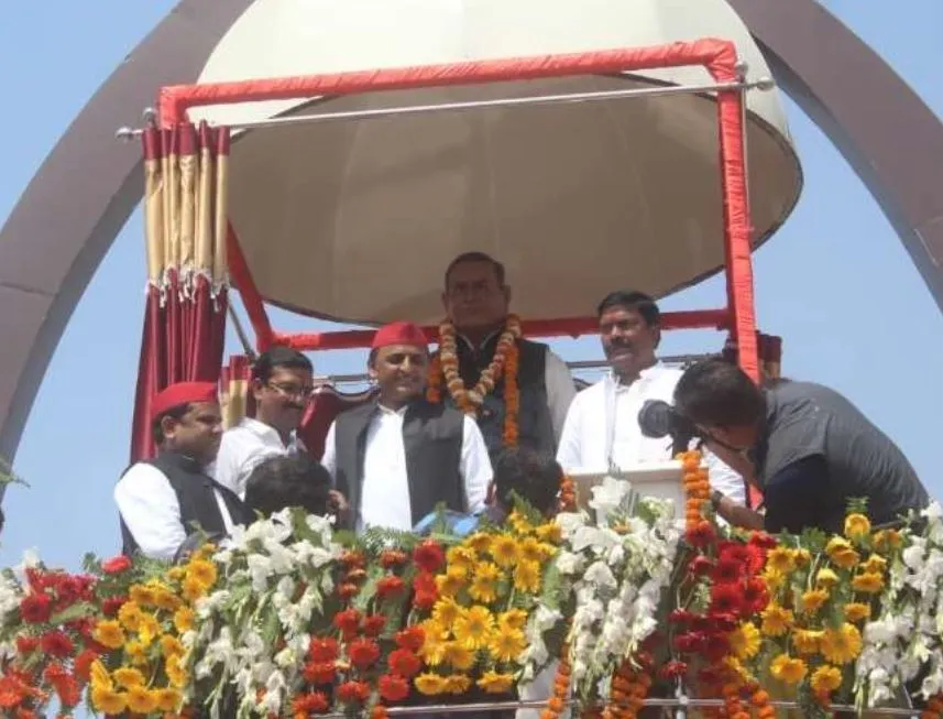 बाराबंकी: भाजपा को सता रहा पंचायत चुनाव हारने का डर, महामारी के नाम पर कर रही खेल- अखिलेश