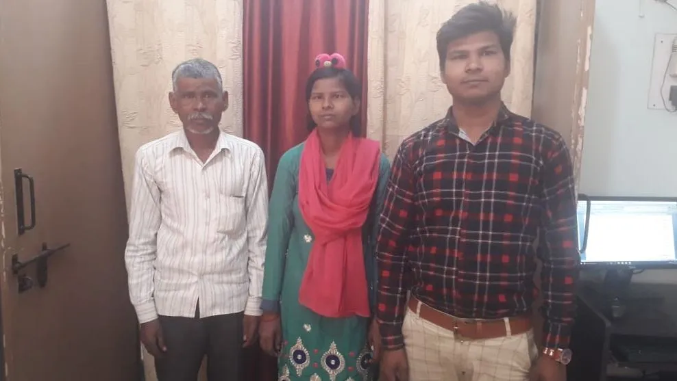 बरेली: तीन साल बाद मिली बेटी तो भर आईं आंखें